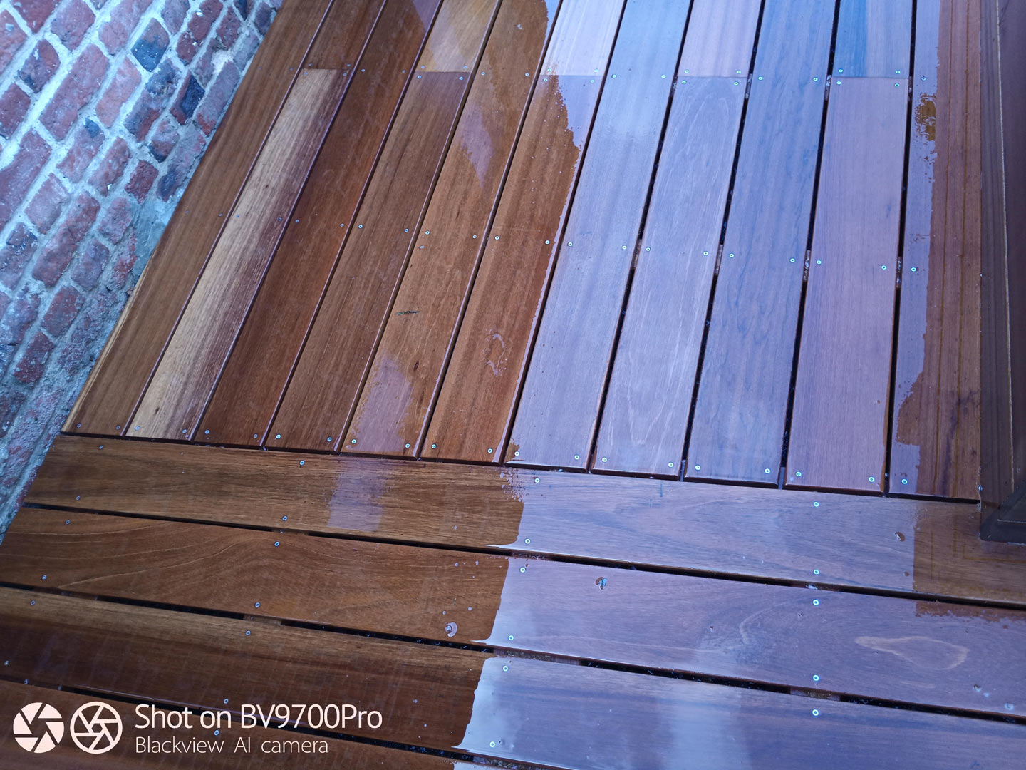 Terrasse en bois Bangkirai à Baisieux